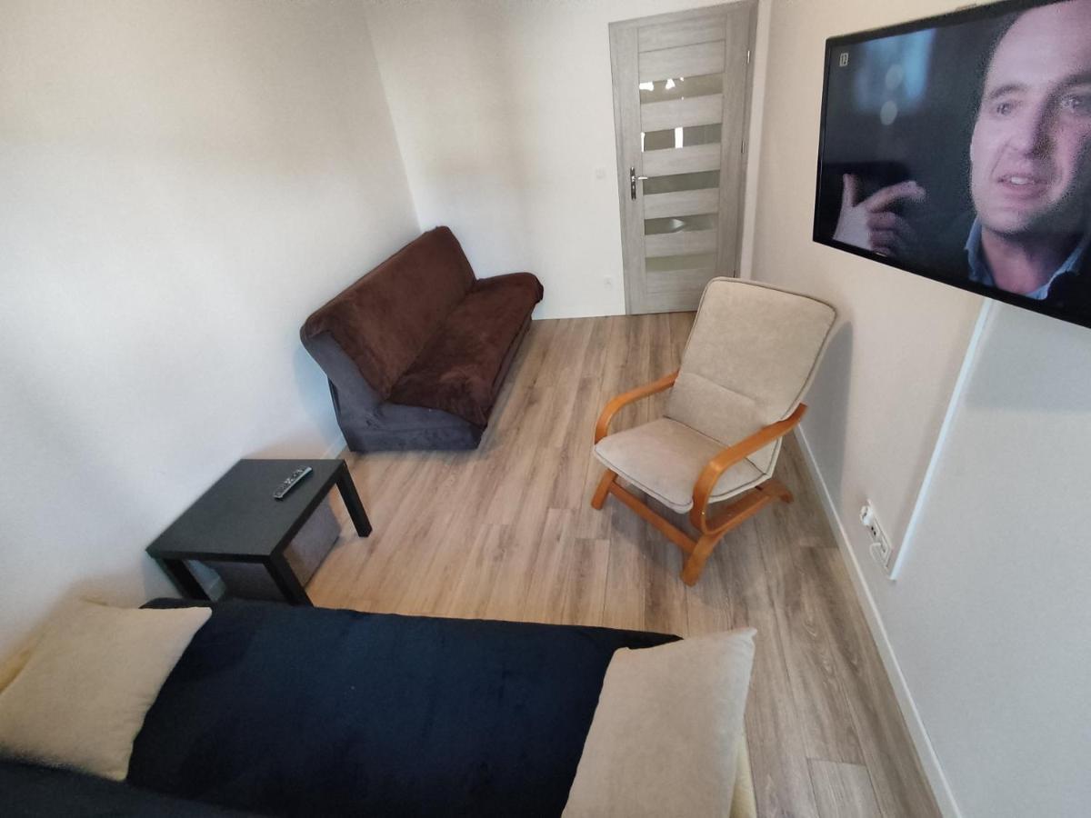 1120 Smialego 41 - Tanie Pokoje W Apartamencie - Samodzielne Zameldowanie - Self Check In Poznań Exteriör bild