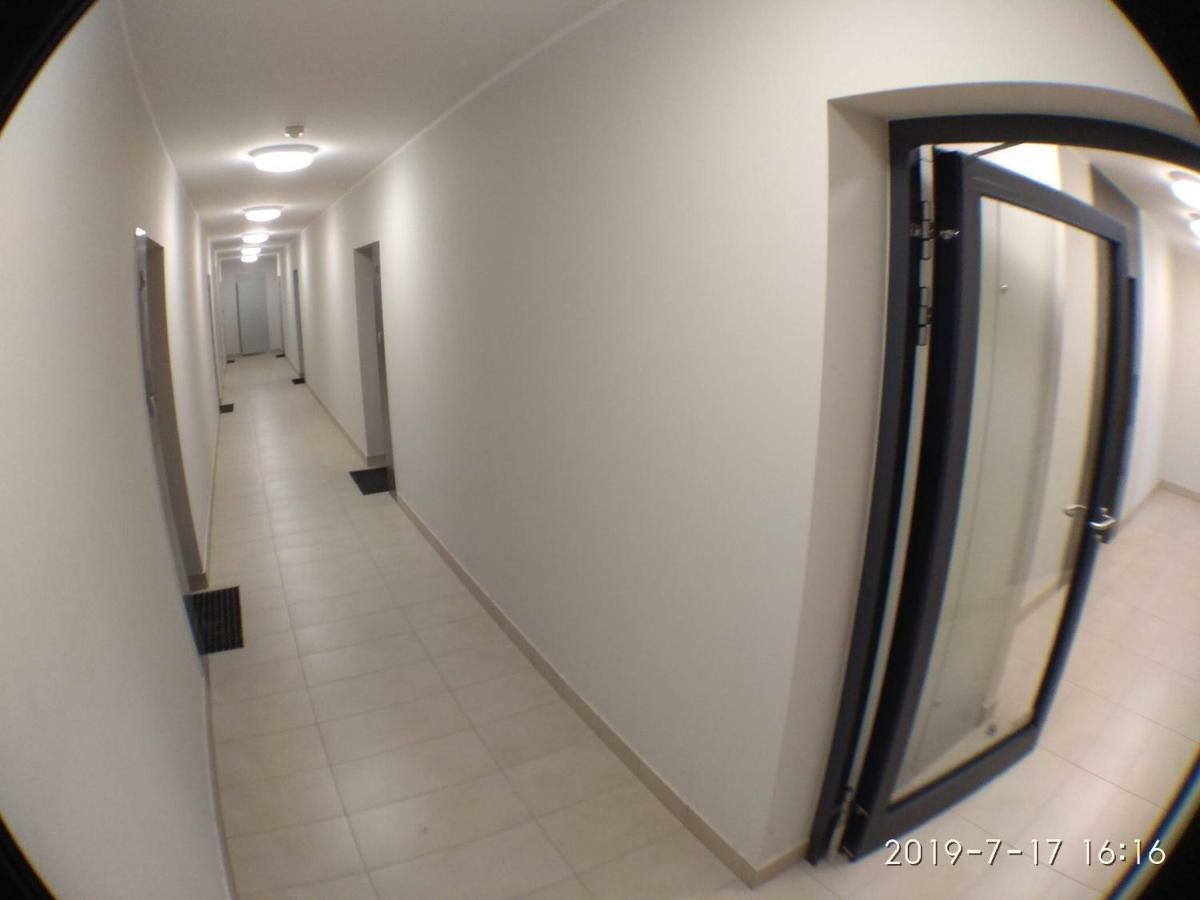 1120 Smialego 41 - Tanie Pokoje W Apartamencie - Samodzielne Zameldowanie - Self Check In Poznań Exteriör bild